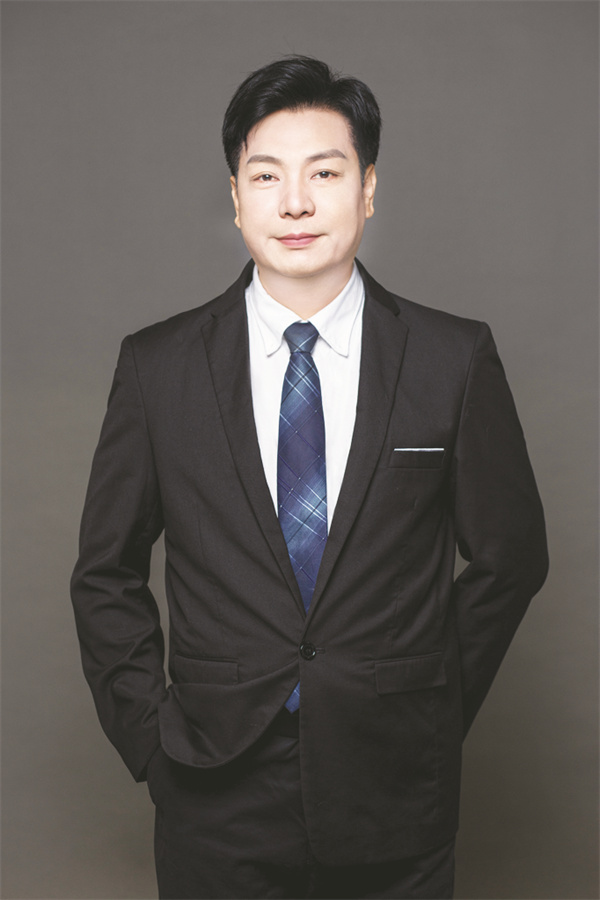 1762066919483444.jpg 4-2 2 雷荣 必发.jpg