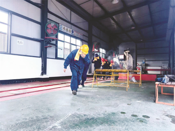 4-1 3 合同 逃生火墙.jpg