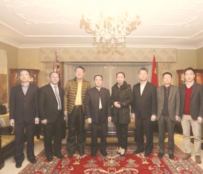 1528289155571720.jpg 2.jpg