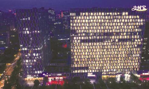 1528453199133600.jpg 2.jpg