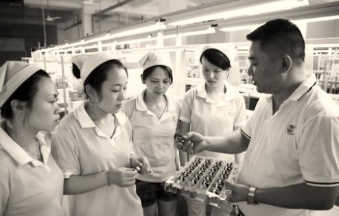 1542872267114985.jpg 2.jpg