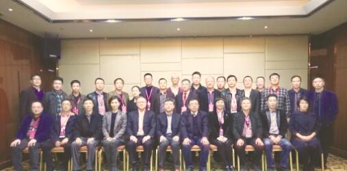 1542969366104666.jpg 2.jpg