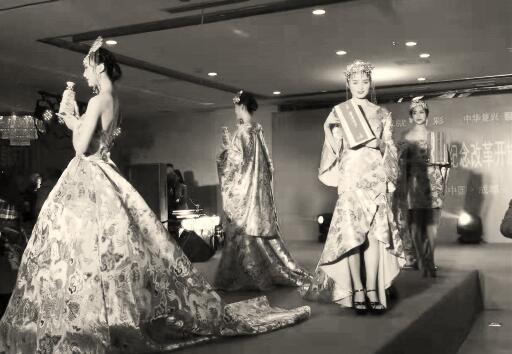 1543917325308150.jpg 2.jpg