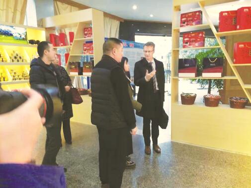 1544612683481568.jpg 3.jpg