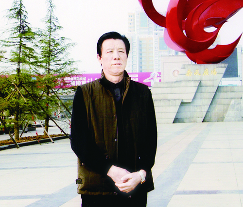 1575372742626528.jpg 李俊生照片.jpg