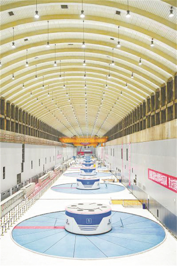 5-1 1 白鹤滩水电站.jpg