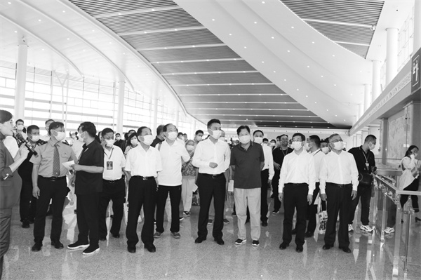 2-1 1-1 济郑高铁郑州.jpg