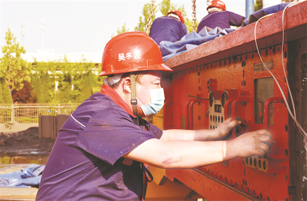 1656334233189413.jpg 8-1 3(备用)高温下的“答卷人”.jpg