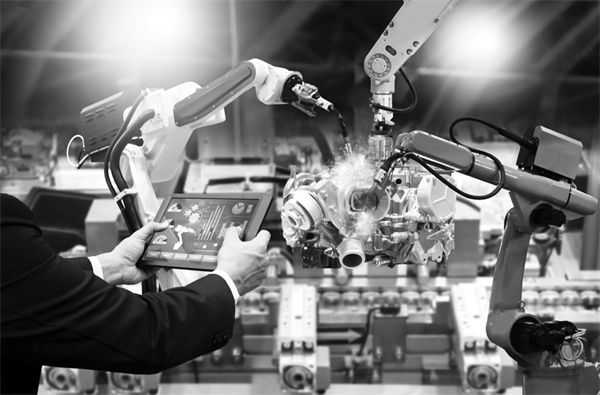 3-2 图配文2广东家电业.jpg