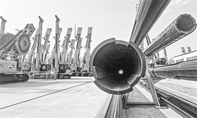 3-1 1 在三一重工北京桩机.jpg