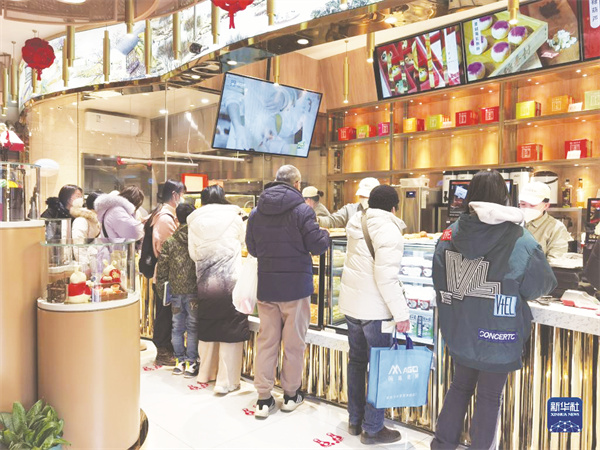 1-1 1 1,2月1日，顾客在.jpg