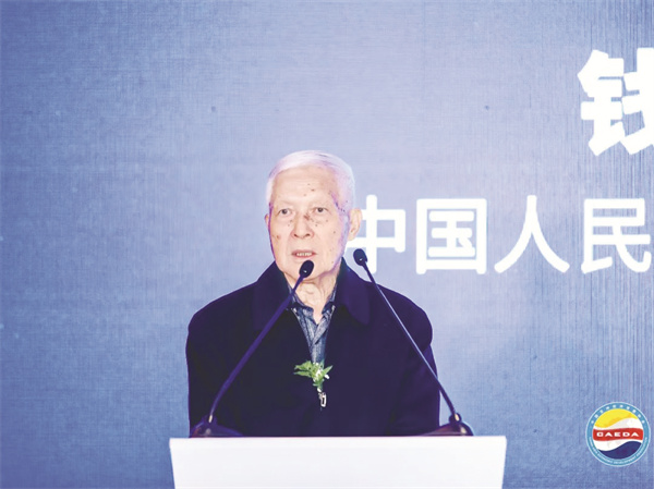 4-5 1 5 中国人民解放军原副总参谋长（上将）钱树根.jpg