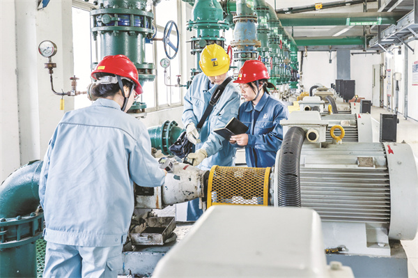 5-4 8图片新闻 “成本盯.jpg