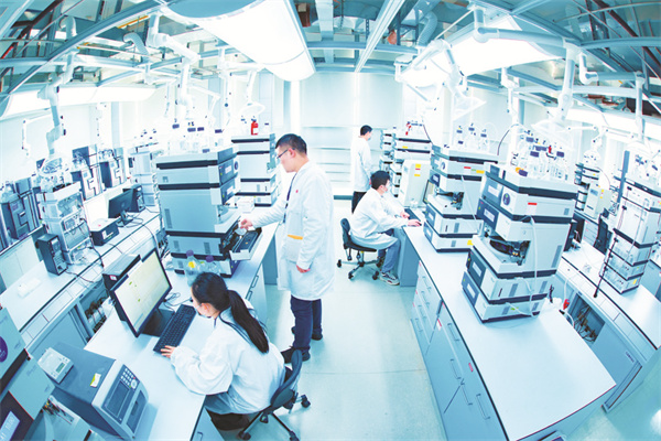 1679923770383729.jpg 5-5 5劲牌研究院实验室.jpg