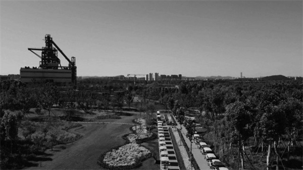 1680869948396218.jpg 3-2 图配文2济南,搭建品牌发展新高地.jpg