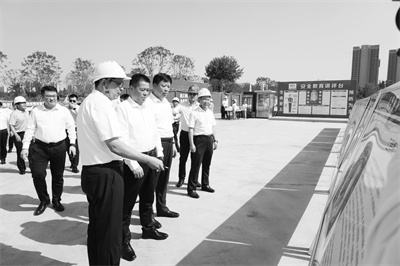 1689392268780140.jpg 2-1 1 山东能源集团党委书.jpg