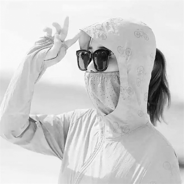 3-2 图配文2防晒衣.jpg