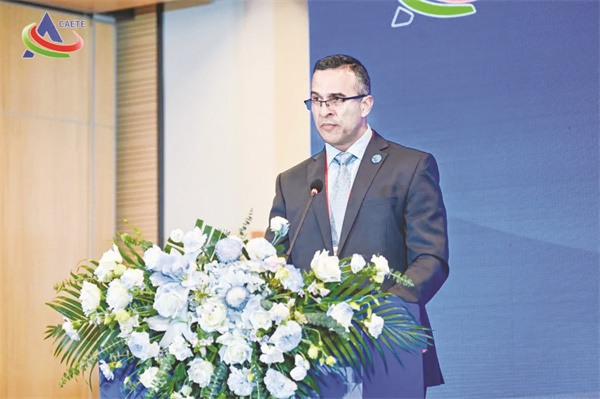 1692613309968941.jpg 8-3 3、南非驻华大使馆公使.jpg