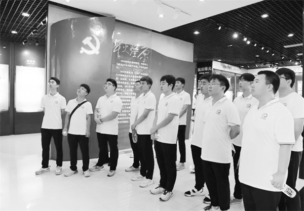 1692615971222697.jpg 2-2 1 2,邱集煤矿组织新入.jpg