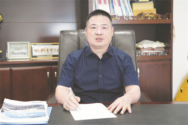 1693997148355519.jpg 7-4 4 神宇集团董事长王小武.jpg