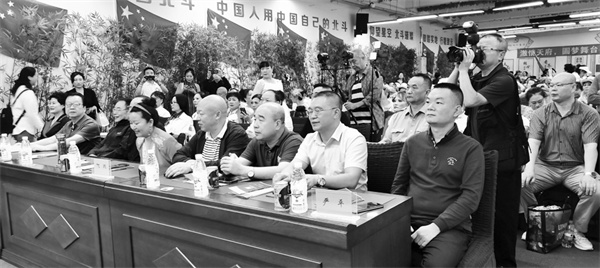 1695727834571590.jpg 7-5 5 3莅临现场的领导嘉宾.jpg