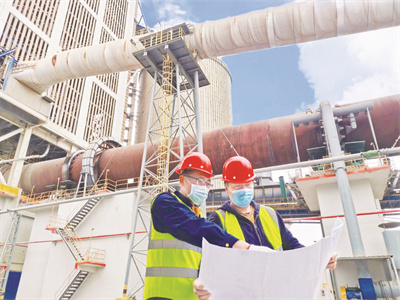 1-1 1 天津水泥院工作人员正.jpg