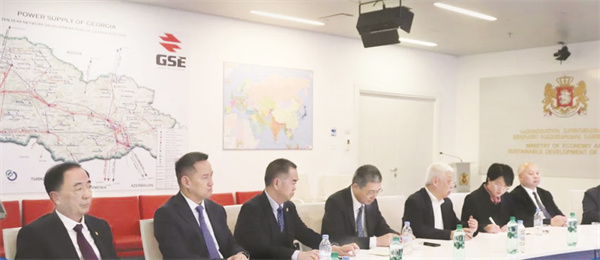 8-11 3 9座谈活动.jpg