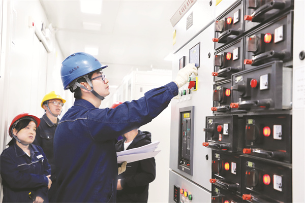 4-7 7 三峡新能源府谷.jpg