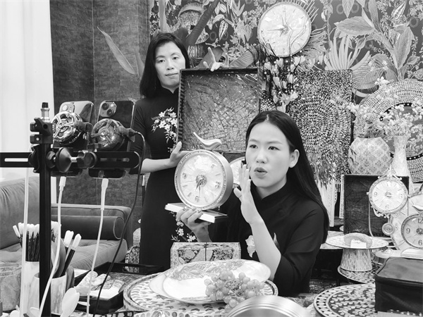 1699882688354321.jpg 3-4 3, 在广西防城港.jpg