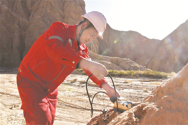 1700048902361662.jpg 4-3 3 测试埋置拉力,验证检.jpg