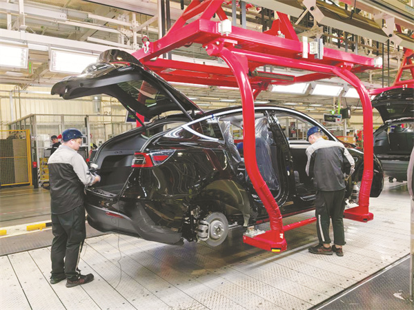 1701089564733321.jpg 1-3 3 1,在特斯拉上海超.jpg