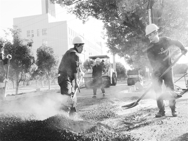 6-1 4必发图片新闻 打.jpg