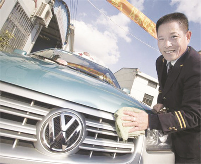 1704520499542306.jpg 1-2 1 2 上世纪八十年代的中.jpg