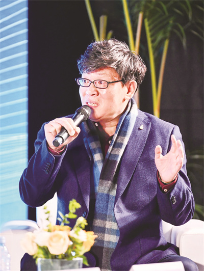 1704522410813528.jpg 俞柏鸿点评.jpg