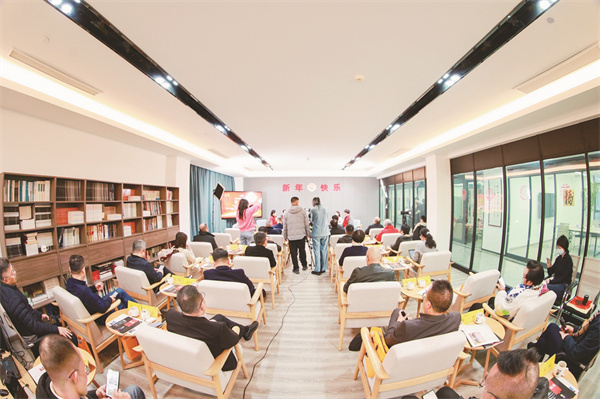 1707138055855731.jpg 活动现场.jpg