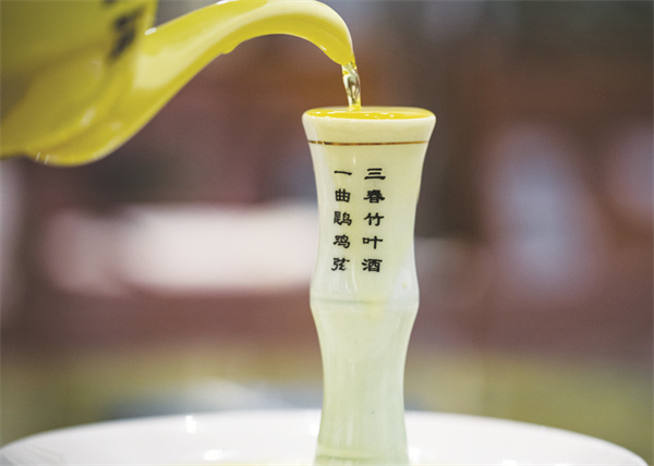 1707215393544669.jpg 8-2 6 女皇诗篇.jpg