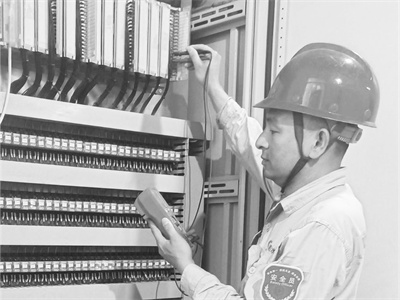 7-1 图2泰和南方：苦练内.jpg