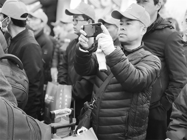 2-2 2,2月19日，在甘肃省定.jpg