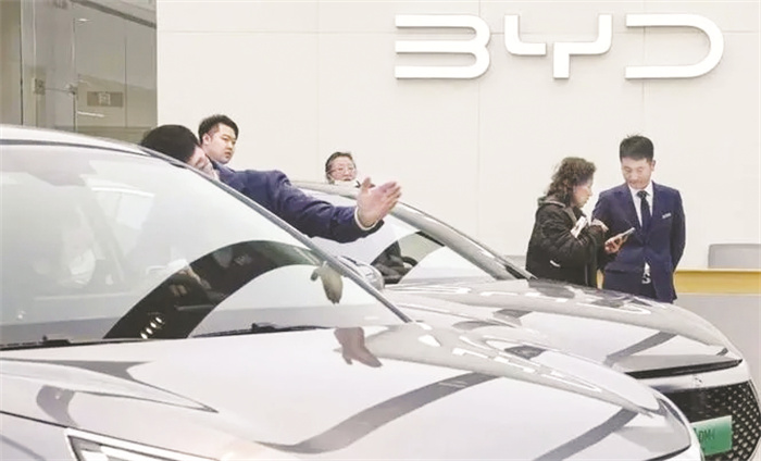 4-3 图5比亚迪王传福.jpg