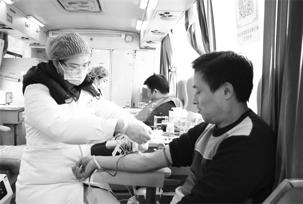 7-1 4备用图片新闻 川煤绿水洞.jpg