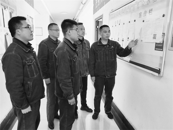 6-2 4必发图片新闻.jpg