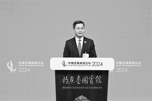 3-2 2，3月24日，财政部部长蓝.jpg