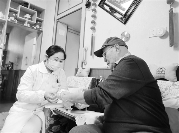 2-2 2 1,翟镇煤矿“爱.jpg