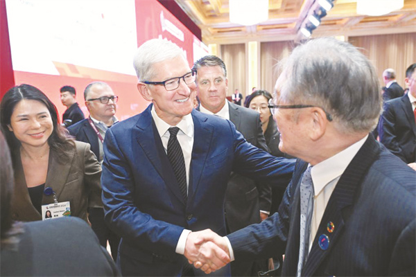 1-2 2,苹果公司首席执行.jpg