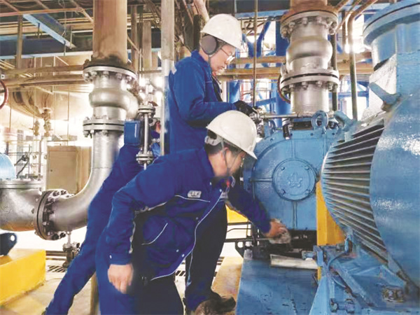 5-6 5图片新闻 兰州石化.jpg