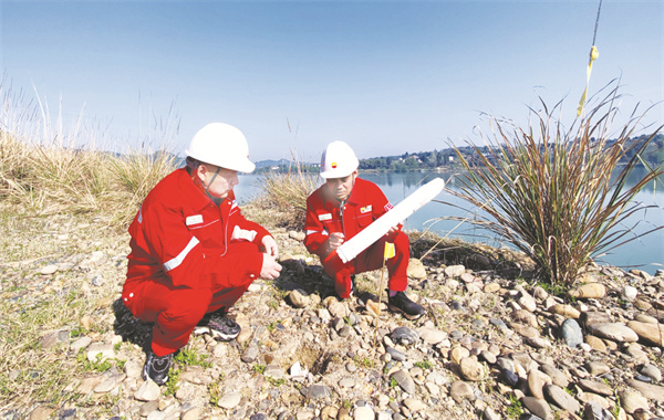 1713353262400682.jpg 4-1 2 探讨砾石井保井方法.jpg