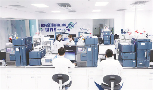 1713445272159317.jpg 7-1 图1齐鲁制药研发团队.jpg