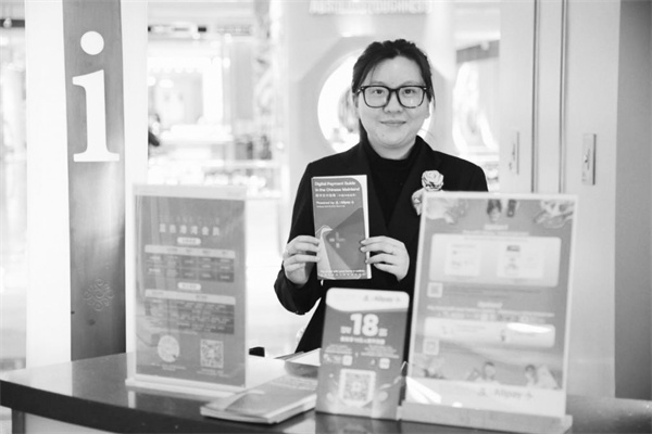 3-2 2 4月8日，北京蓝色港.jpg