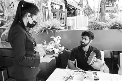 3-1 1 外籍来华人员 配图.jpg