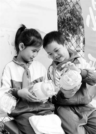 3-2 5 图片新闻.jpg